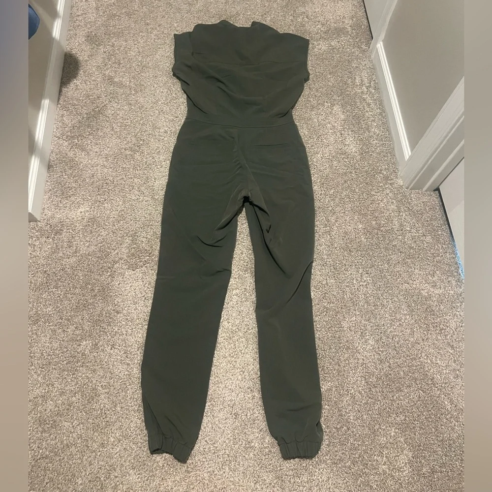 FIGS Rafaela Cargo ScrubJumpuit - Picture 5 of 5